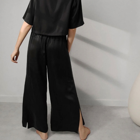 NWT Lunya Washable Silk High Rise Pant Set . Black. Medium - Picture 3 of 11